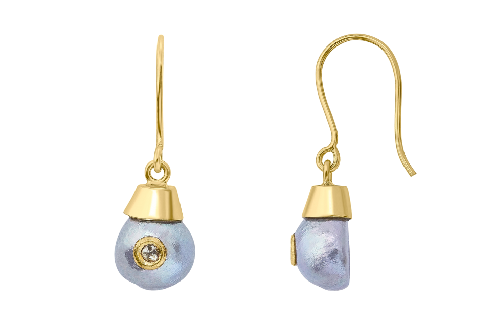 Jadau Grey Pearl & Diamond Earrings