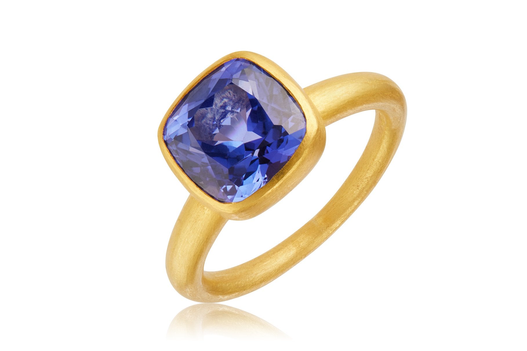The Pomegranate Jewellery Guide To Tanzanite