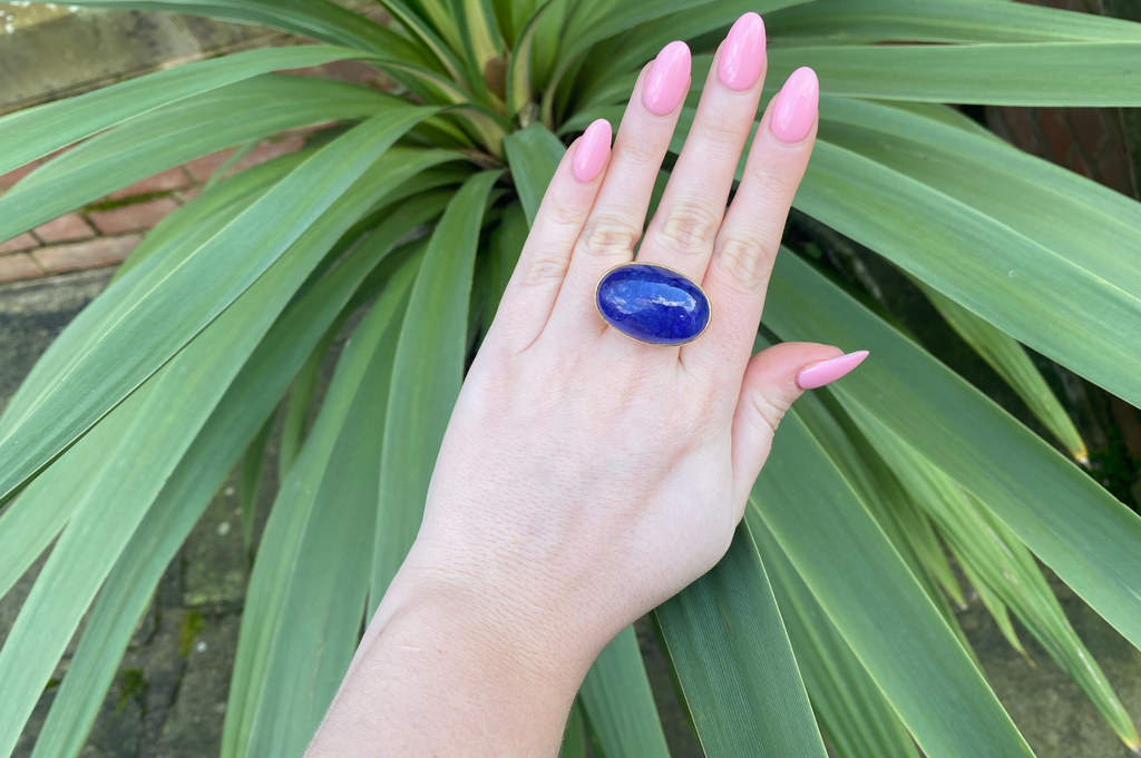 Pebble Tanzanite Cabochon Gemstone Ring