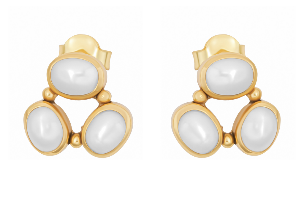 Anna Pearl Stud Earrings