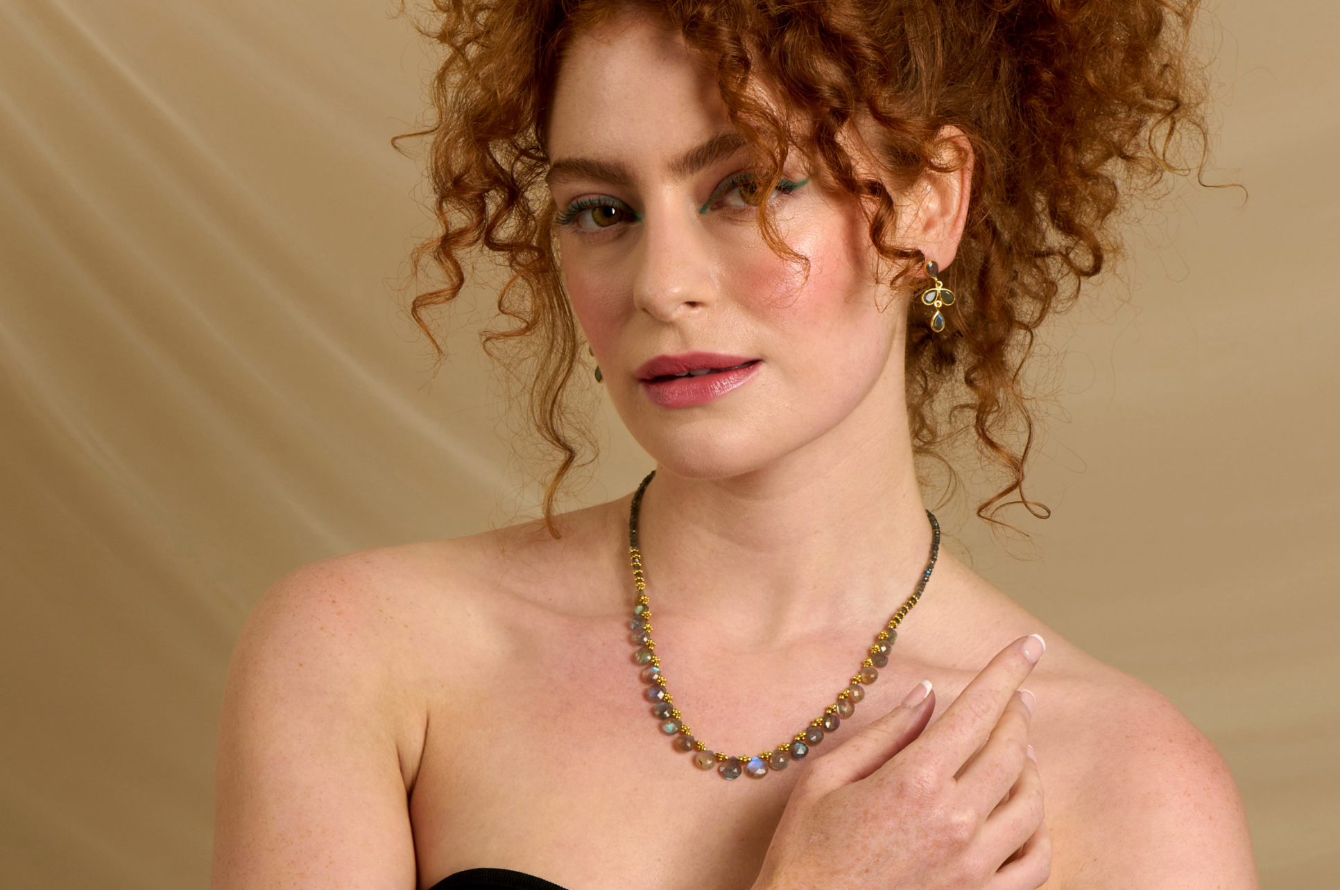 Diva Labradorite Necklace