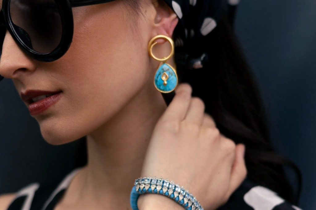 Amaira Diamond & Blue Topaz Blue Thread Bracelet