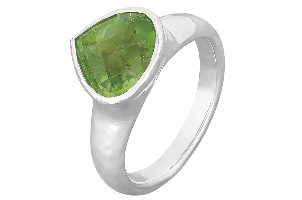 India Pear Shape Peridot Gemstone Ring