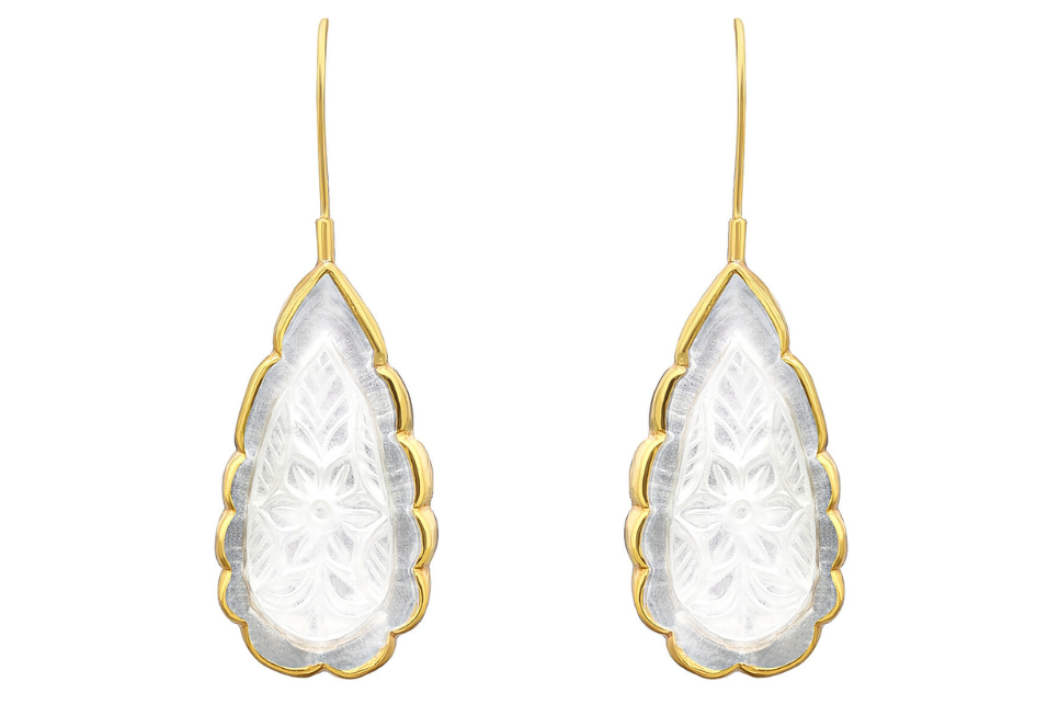 Scalloped Setting & Carved Crystal Earrings