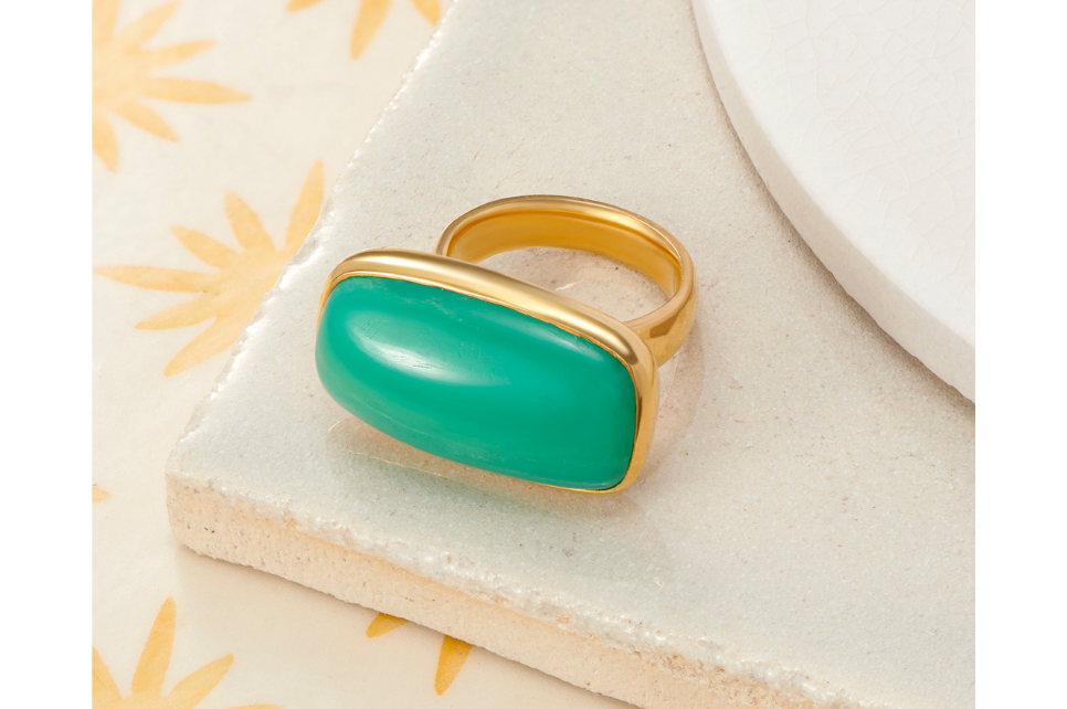 Chrysoprase Oblong Free Size Ring