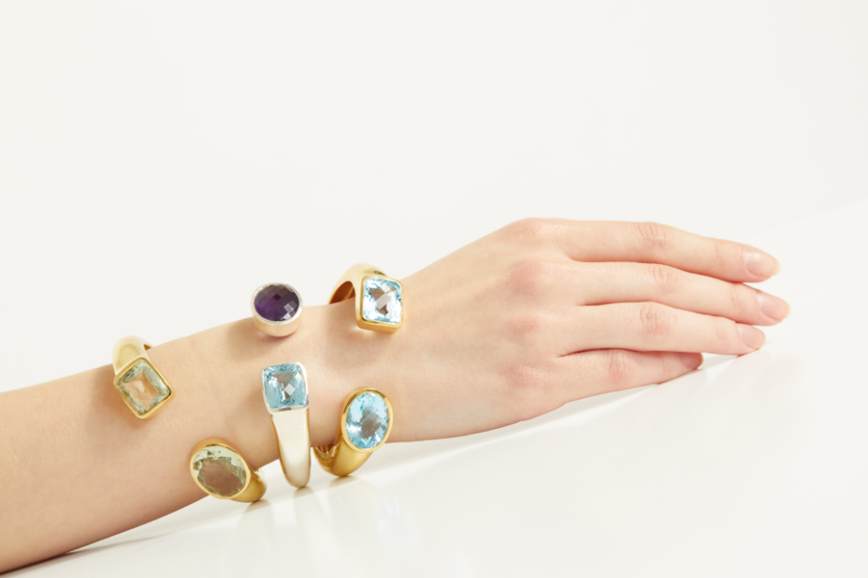 Blue Topaz Opening Cuff Bracelett