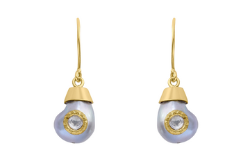 Jadau Grey Pearl & Diamond Earrings