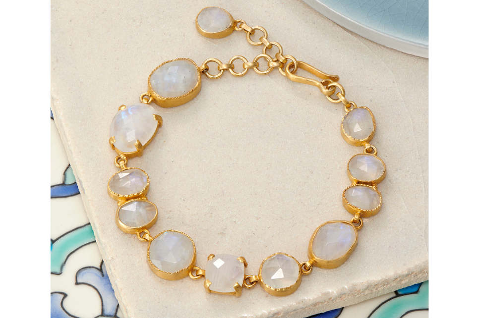 Lyris Moonstone Bracelet