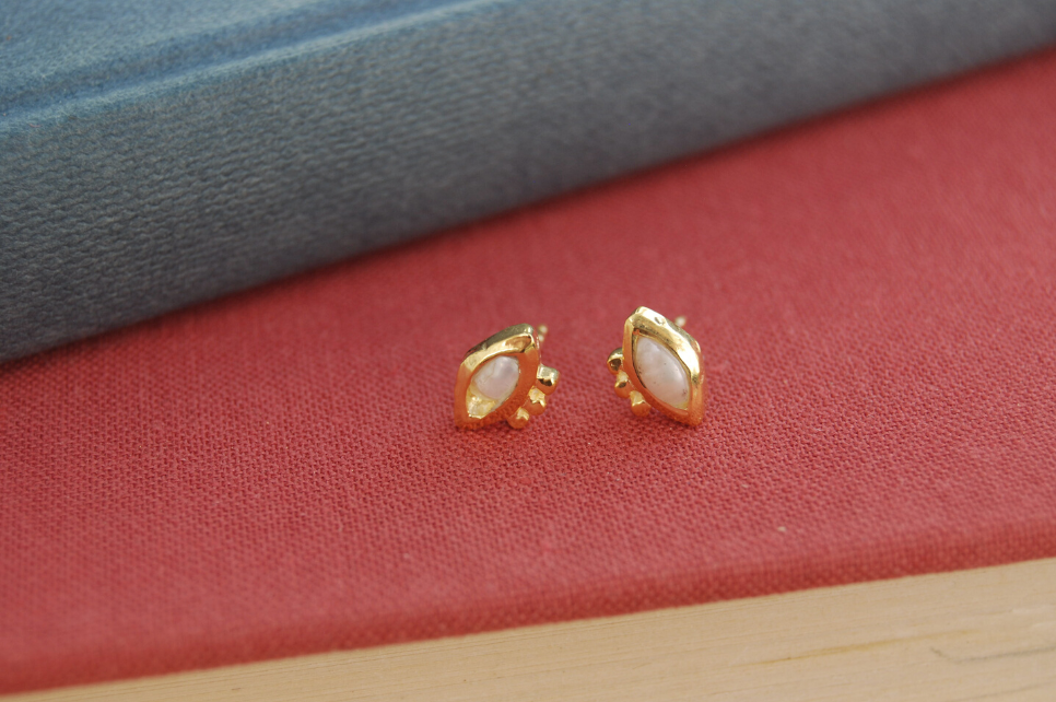 Nazar Pearl Set Stud Earrings